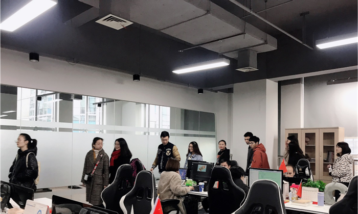 我院赴實習基地開展醫藥軟件中期檢查與見習交流，深化成都軟件開發實踐合作